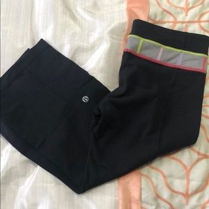 Lululemon straight leg Capri leggings